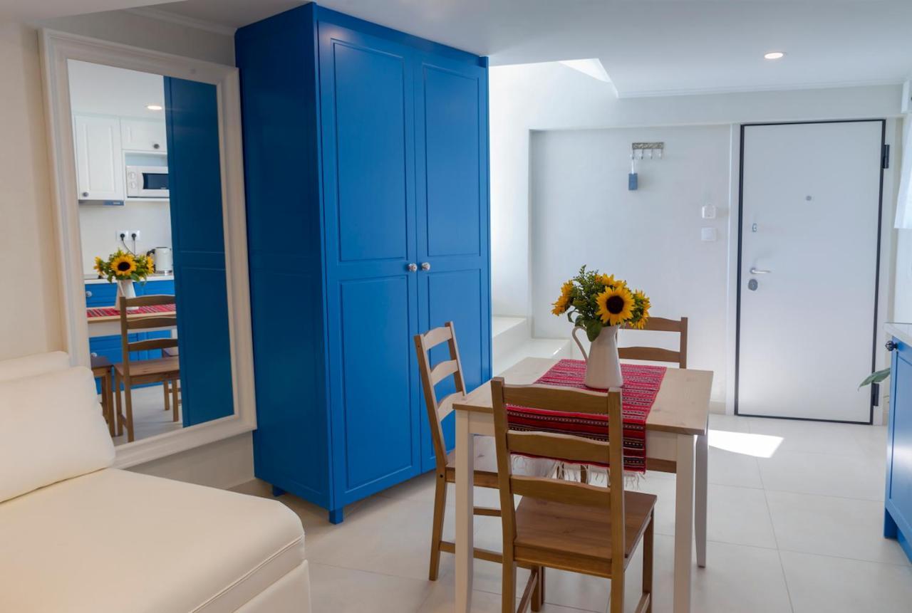 Blue And White Apartment Vipgreece 아테네 외부 사진